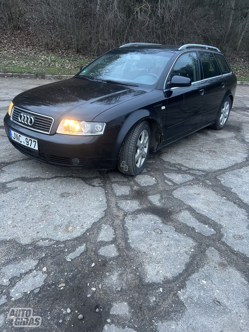 Audi A4 B6 2004 г запчясти