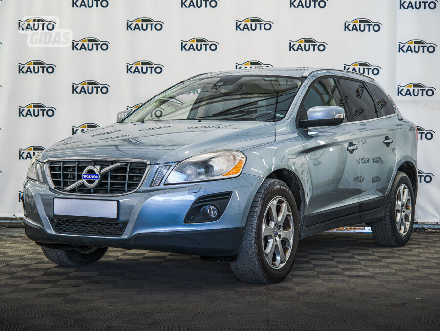 Volvo XC60 2010 г Внедорожник / Кроссовер