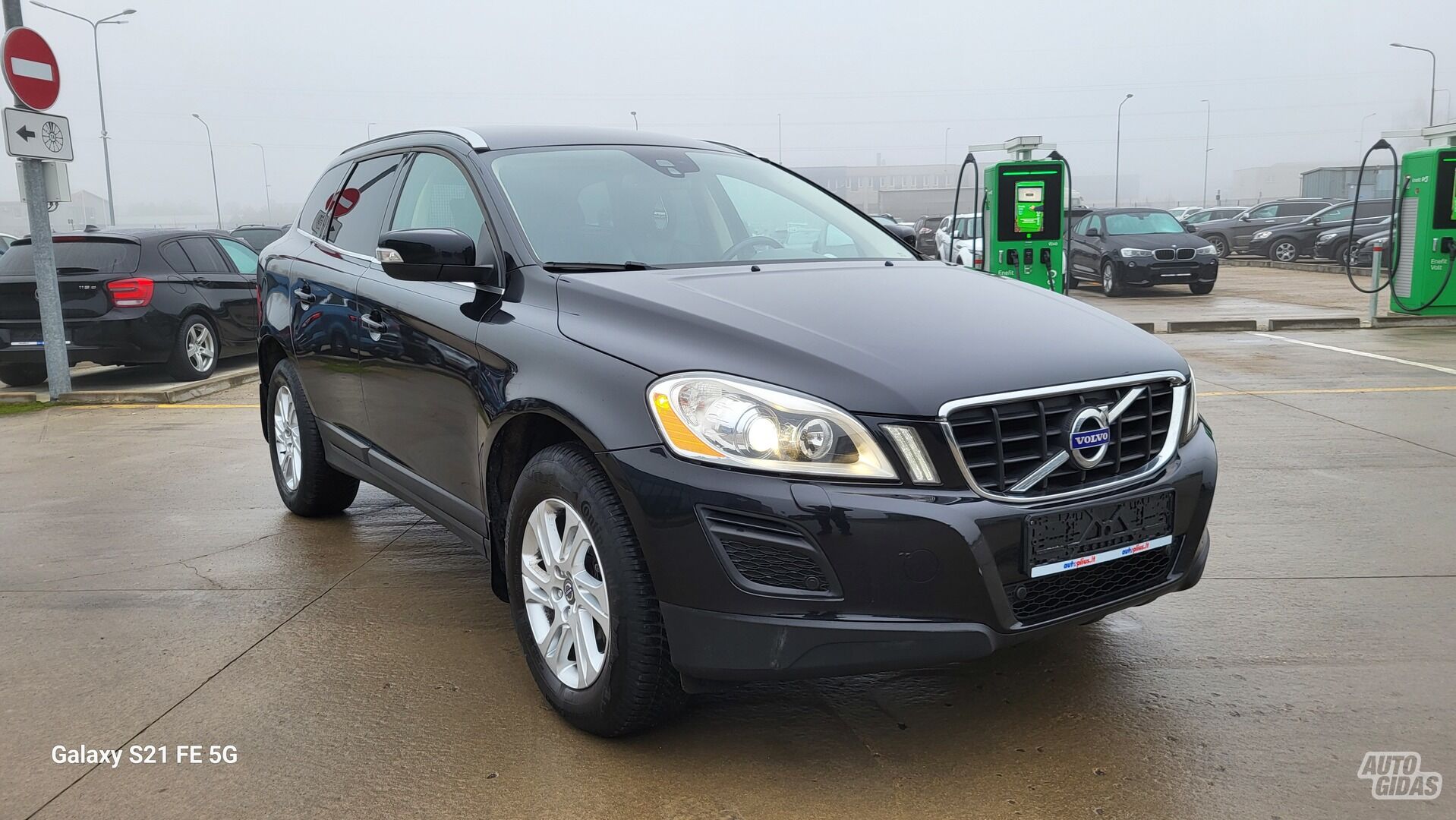 Volvo XC60 2011 y Off-road / Crossover