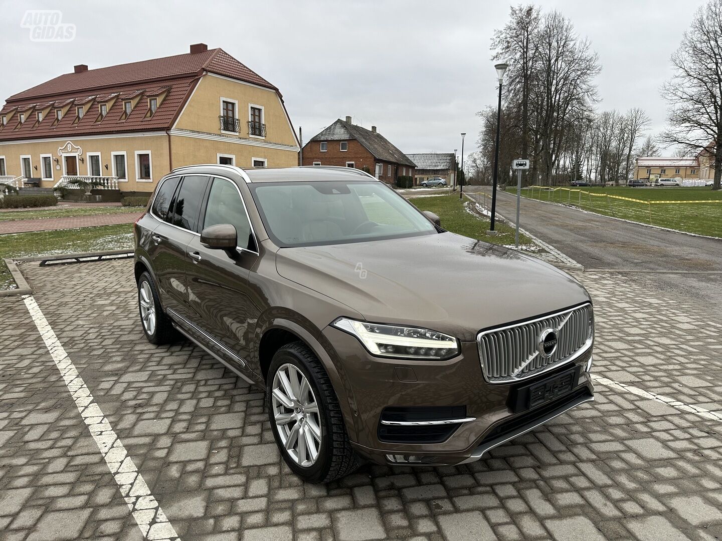 Volvo XC90 2015 г Внедорожник / Кроссовер