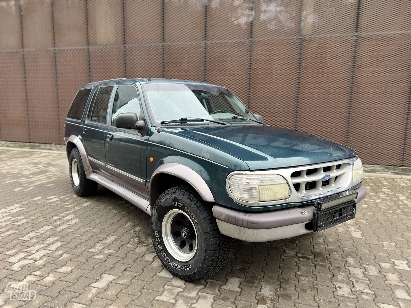 Ford Explorer 1997 m Visureigis / Krosoveris