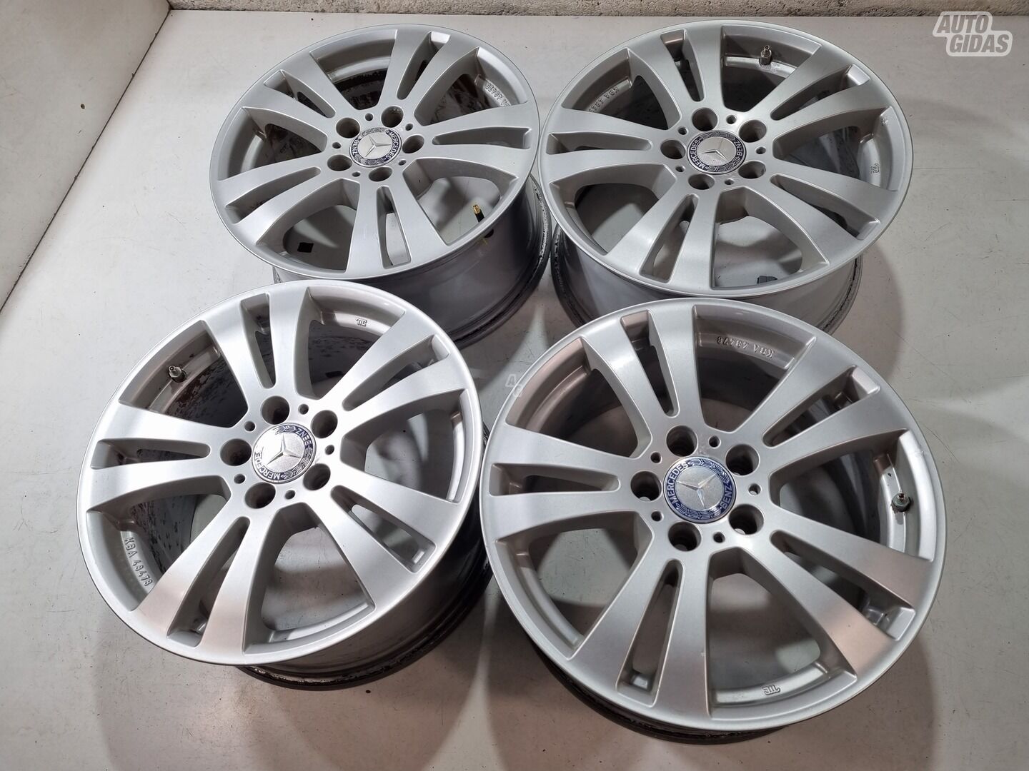 Mercedes-Benz E klase, R17 E 300 light alloy R17 rims