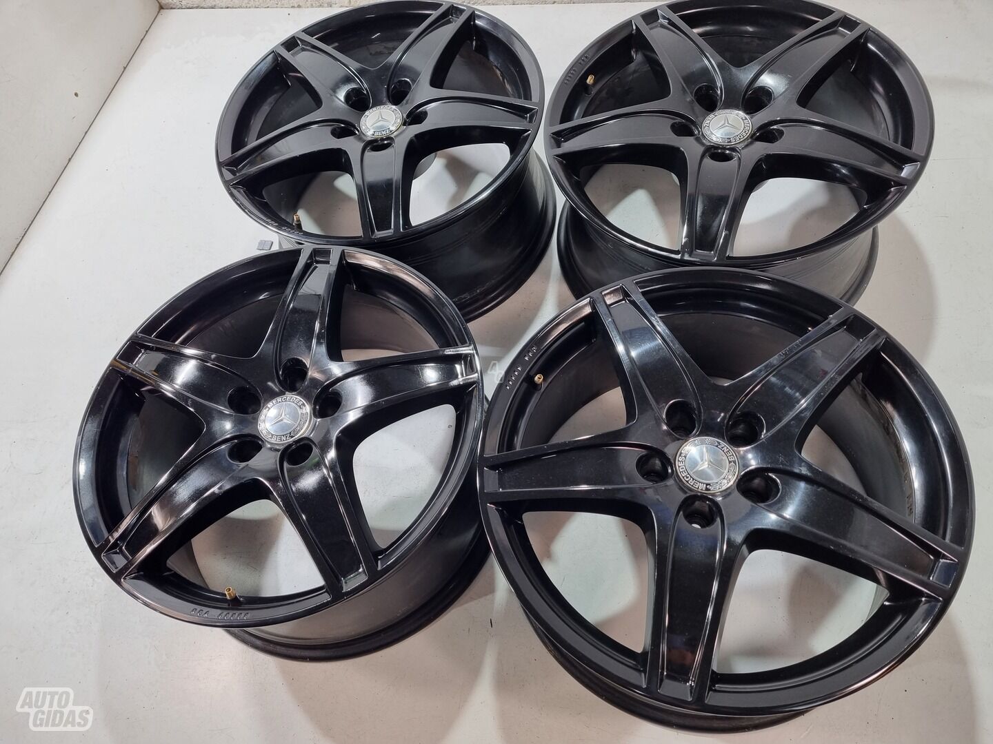 Mercedes-Benz CLS, R18 CLS 300 light alloy R18 rims