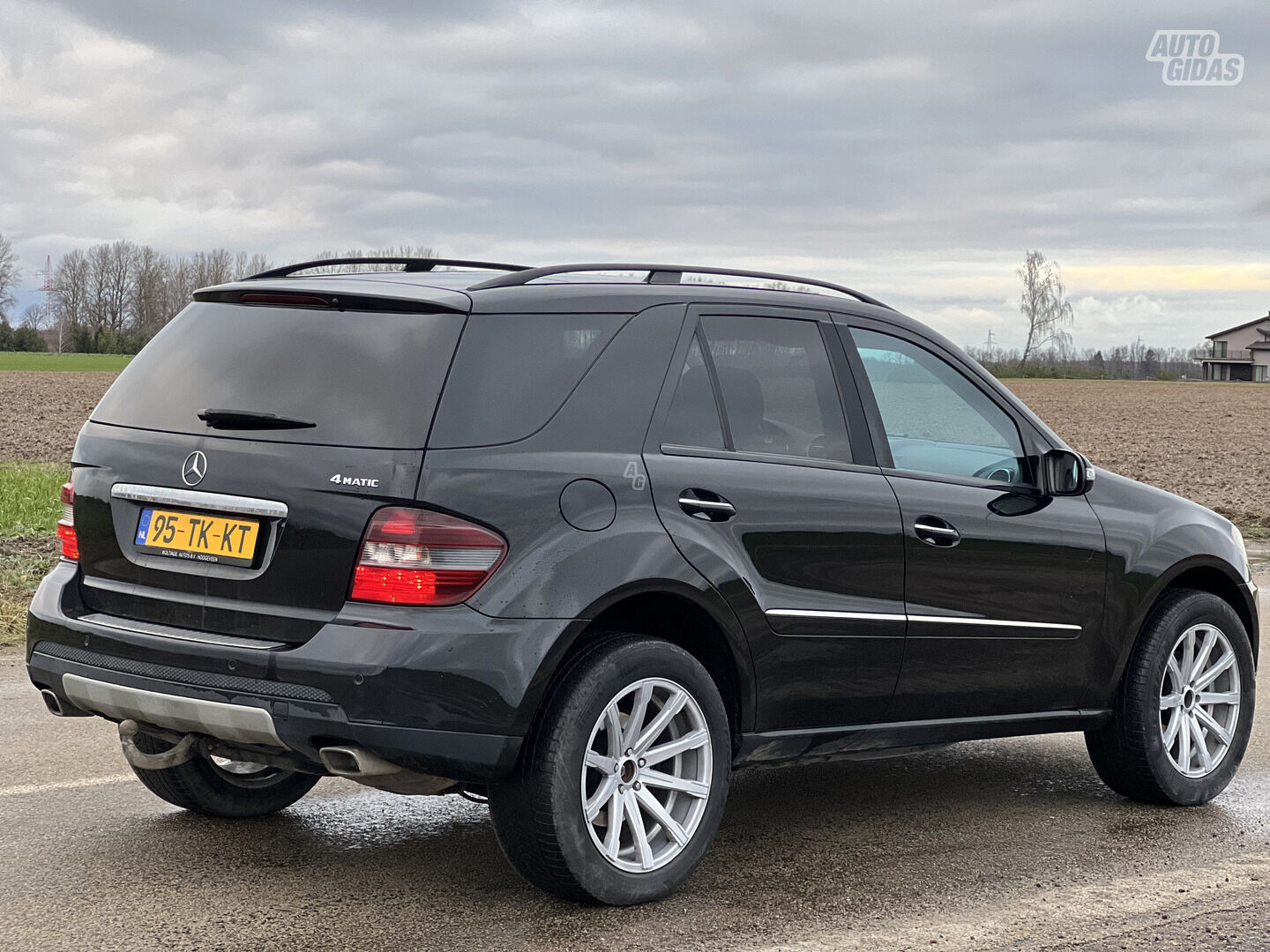 Mercedes-Benz ML 280 2006 y Off-road / Crossover