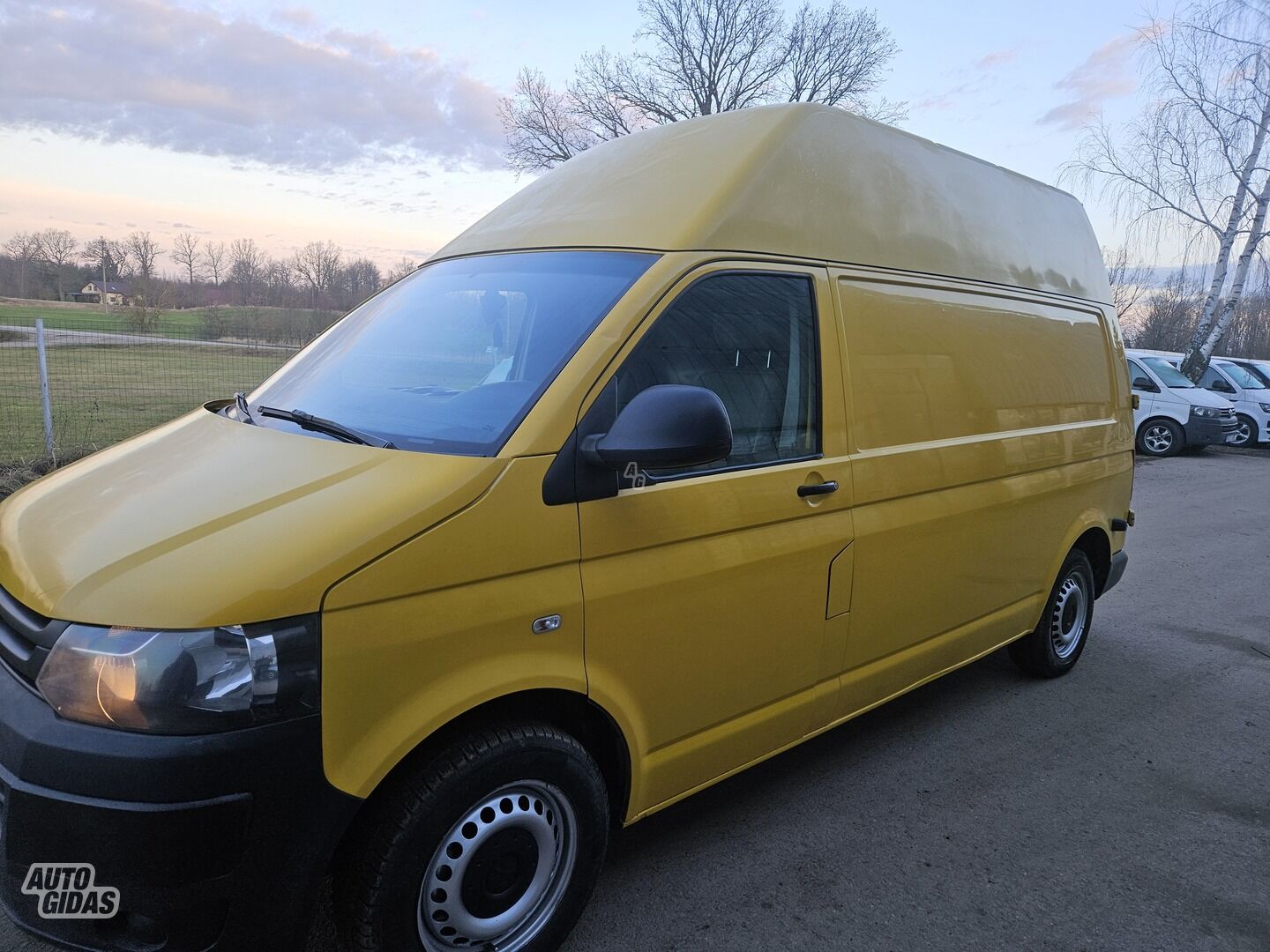 Volkswagen Transporter 2015 y Heavy minibus