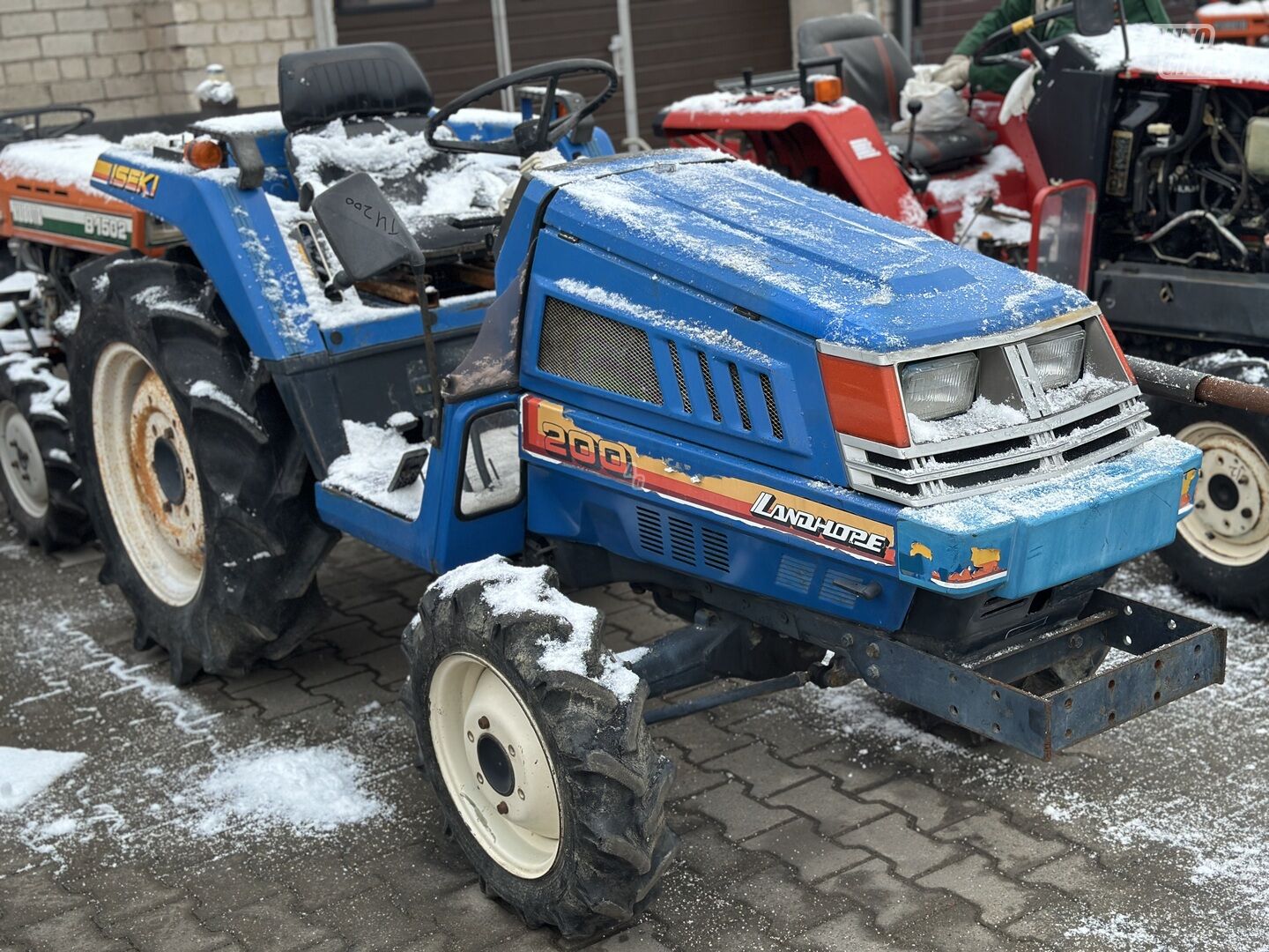 Iseki TU-200 SU DEFEKTAIS 1986 y Tractor