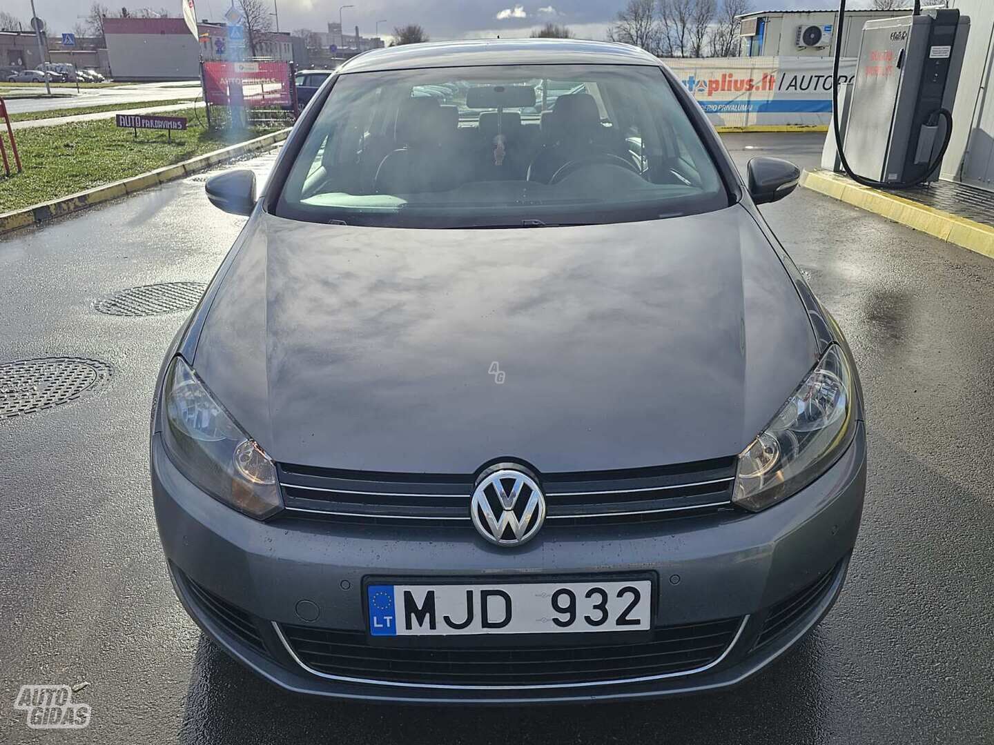 Volkswagen Golf 2010 y Hatchback