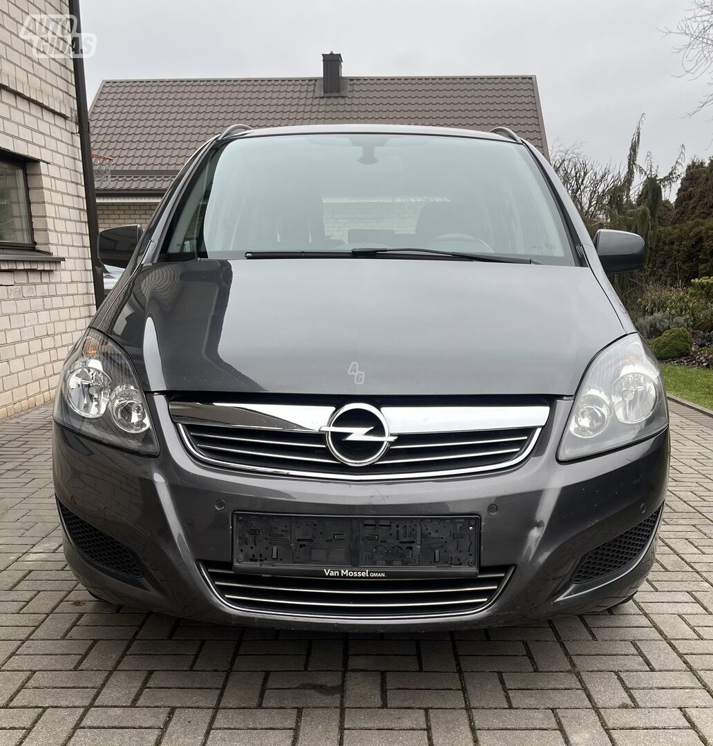 Opel Zafira 2012 y Van