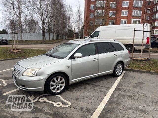 Toyota Avensis 2004 m Universalas