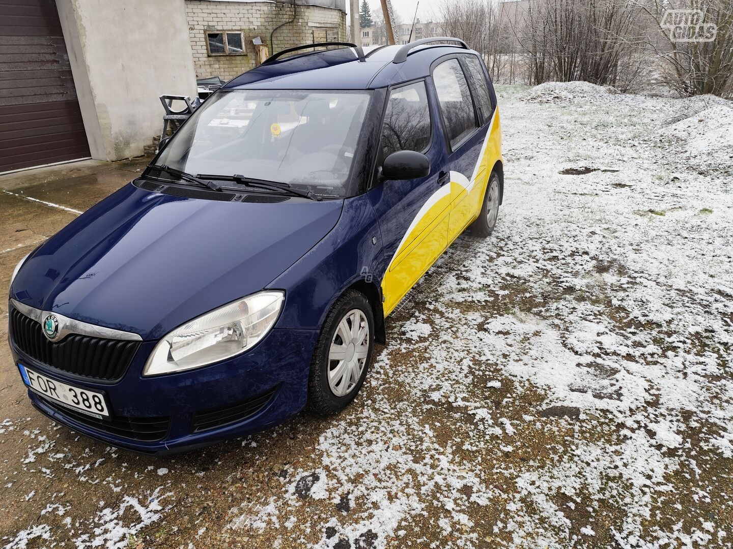 Skoda Roomster 2011 г Минивэн