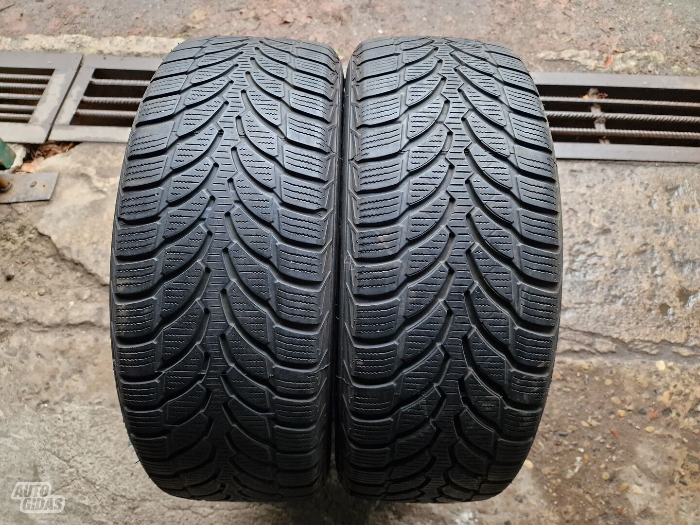 Bridgestone BLIZZAK LM-32 MO R16 žieminės padangos lengviesiems