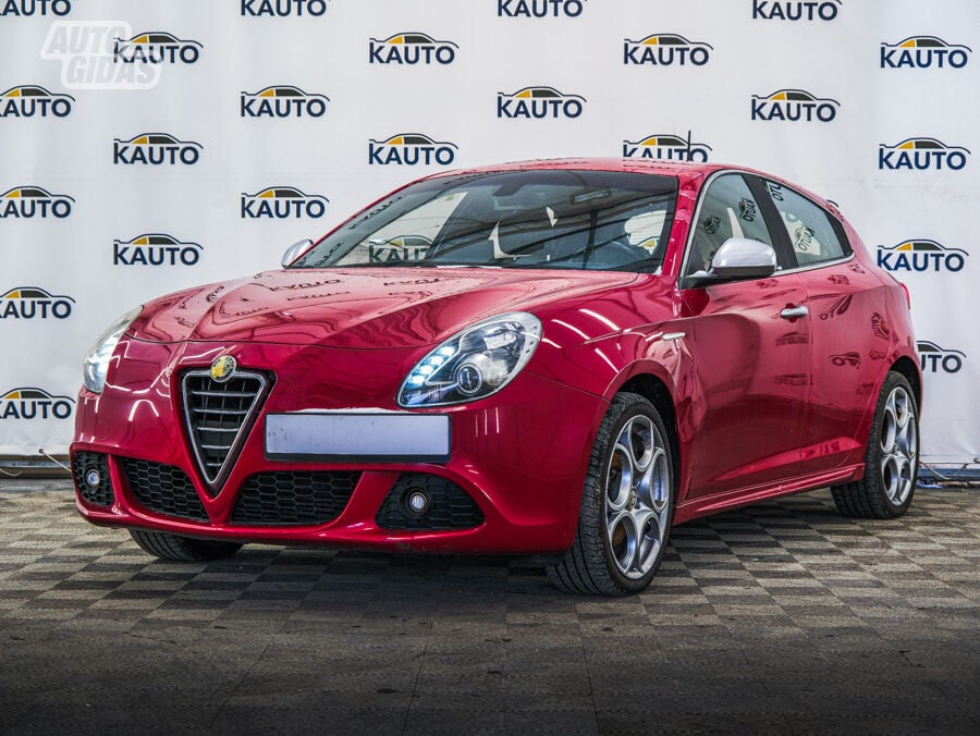 Alfa Romeo Giulietta 2011 г Хэтчбек