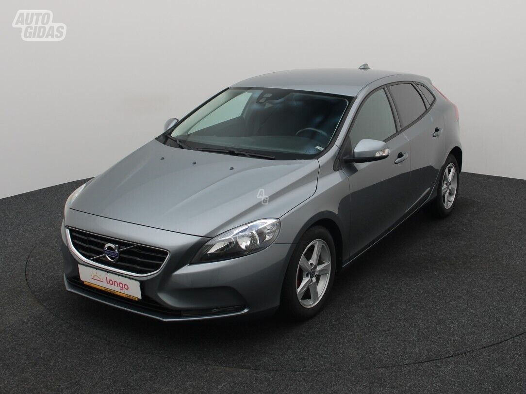 Volvo V40 2014 г Хэтчбек