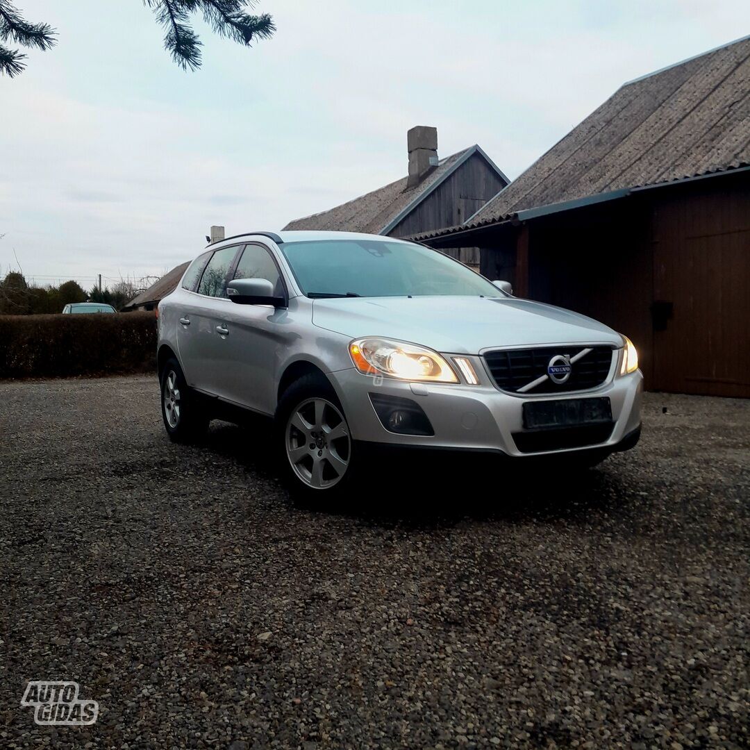 Volvo XC60 2009 г Внедорожник / Кроссовер