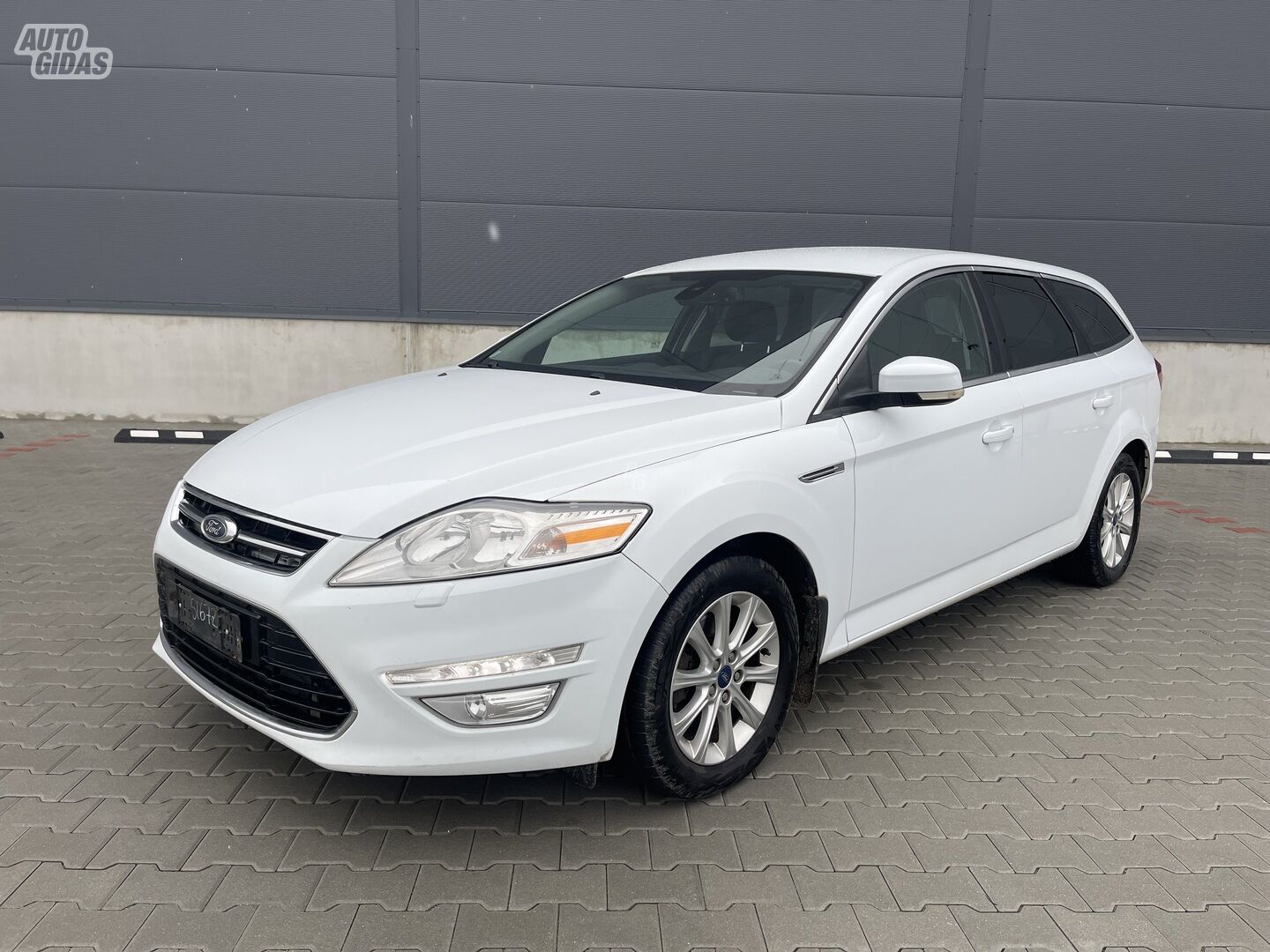 Ford Mondeo 2011 г Универсал