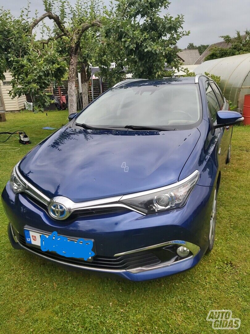 Toyota Auris 2016 y Wagon