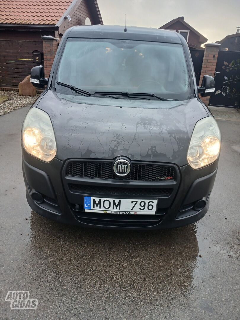 Fiat Doblo 2012 m Komercinis auto(su būda)