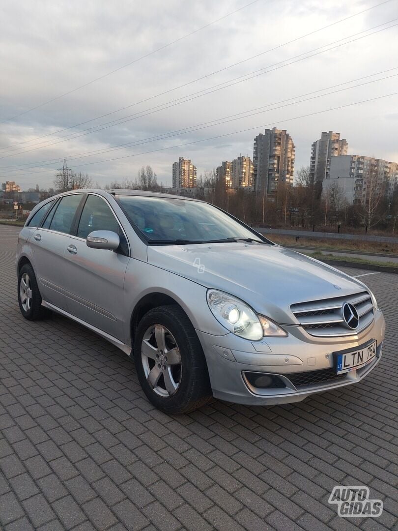 Mercedes-Benz R 320 4Matic 2007 y