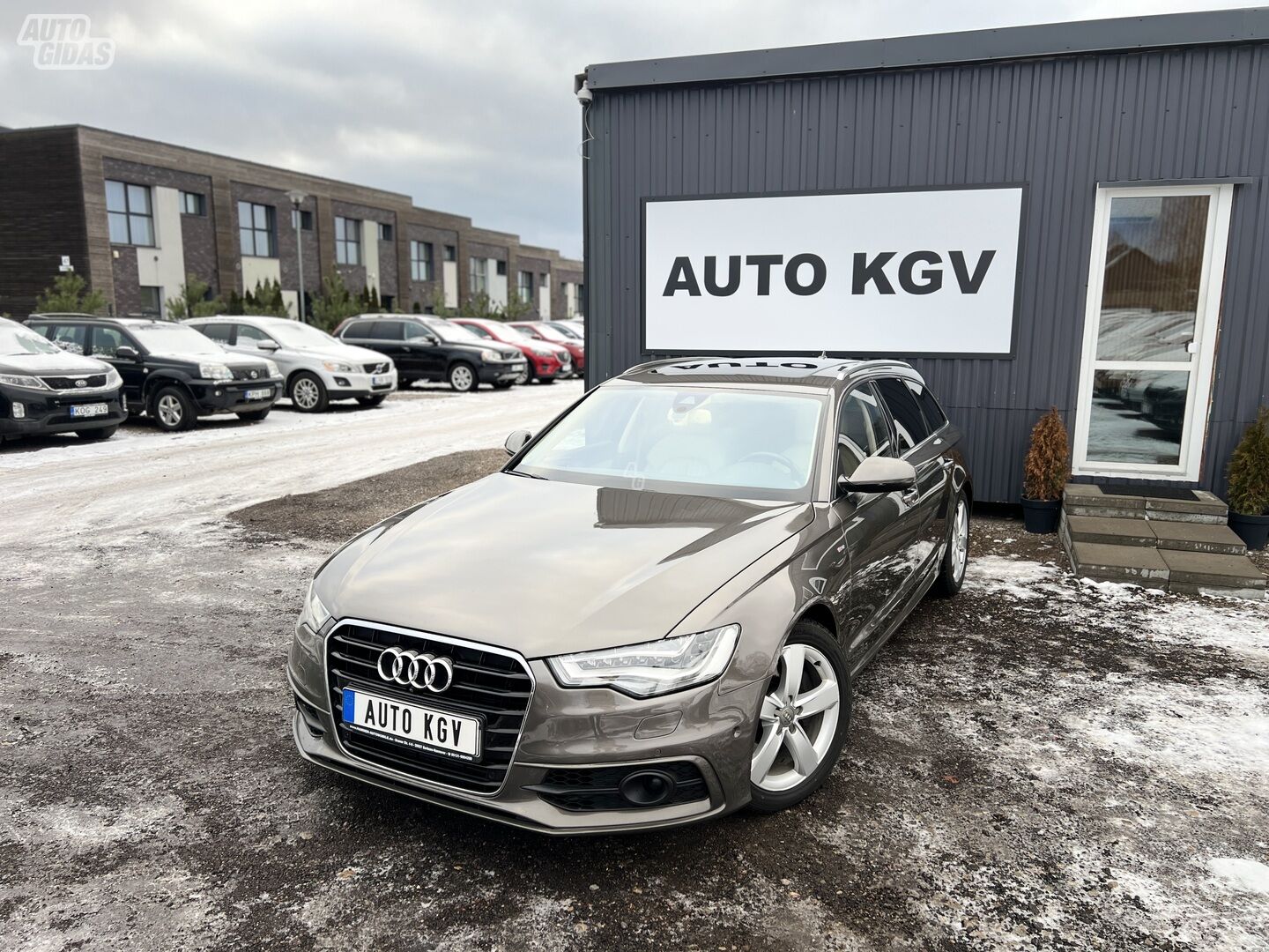 Audi A6 2011 г Универсал