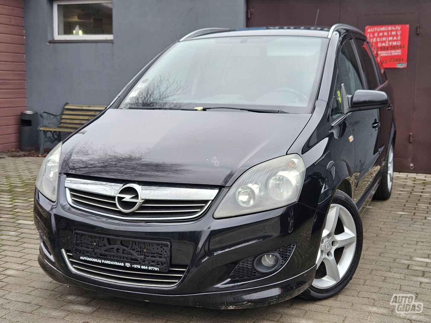 Opel Zafira 2008 y Van