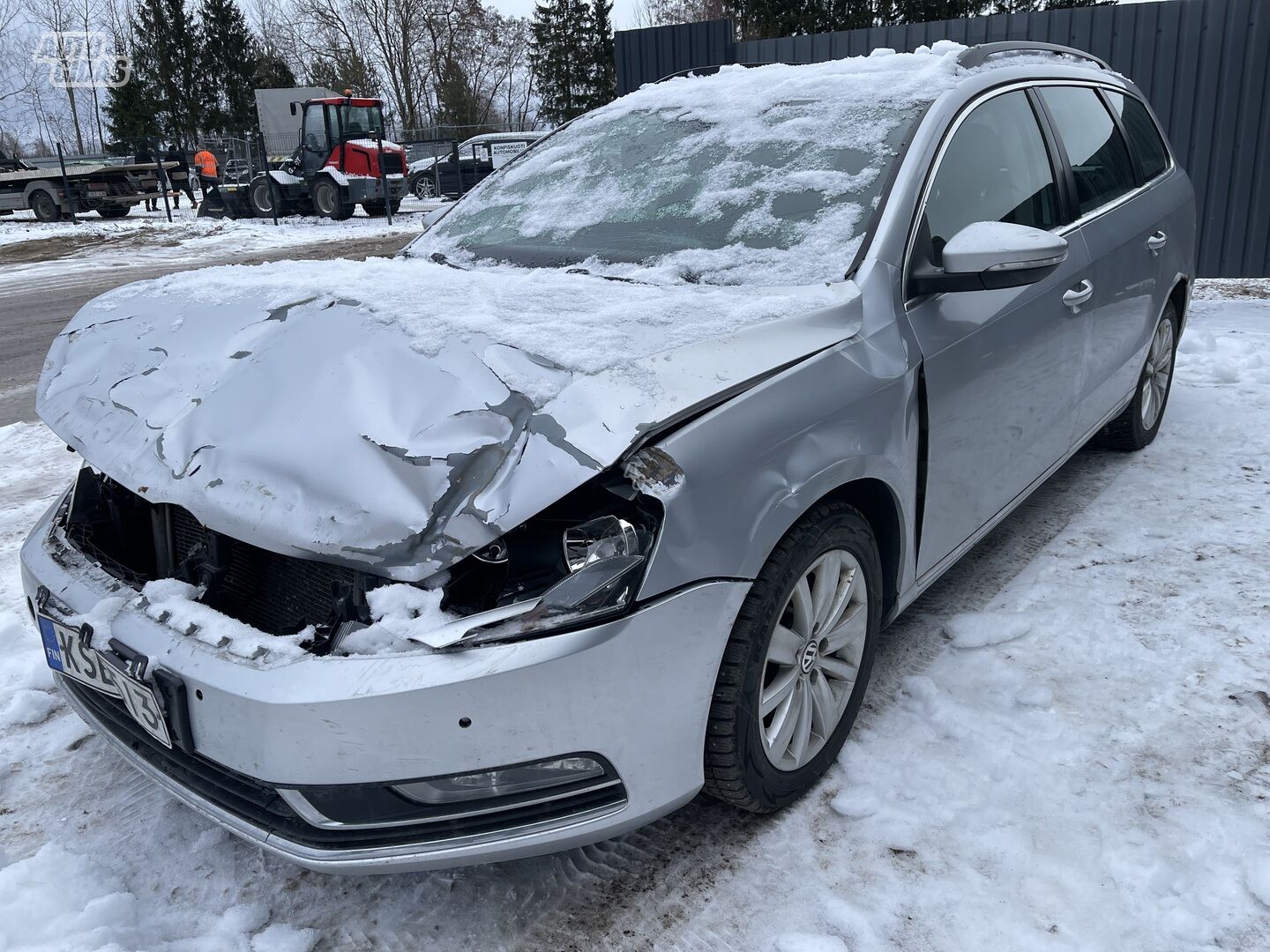 Volkswagen Passat B7 2012 m dalys