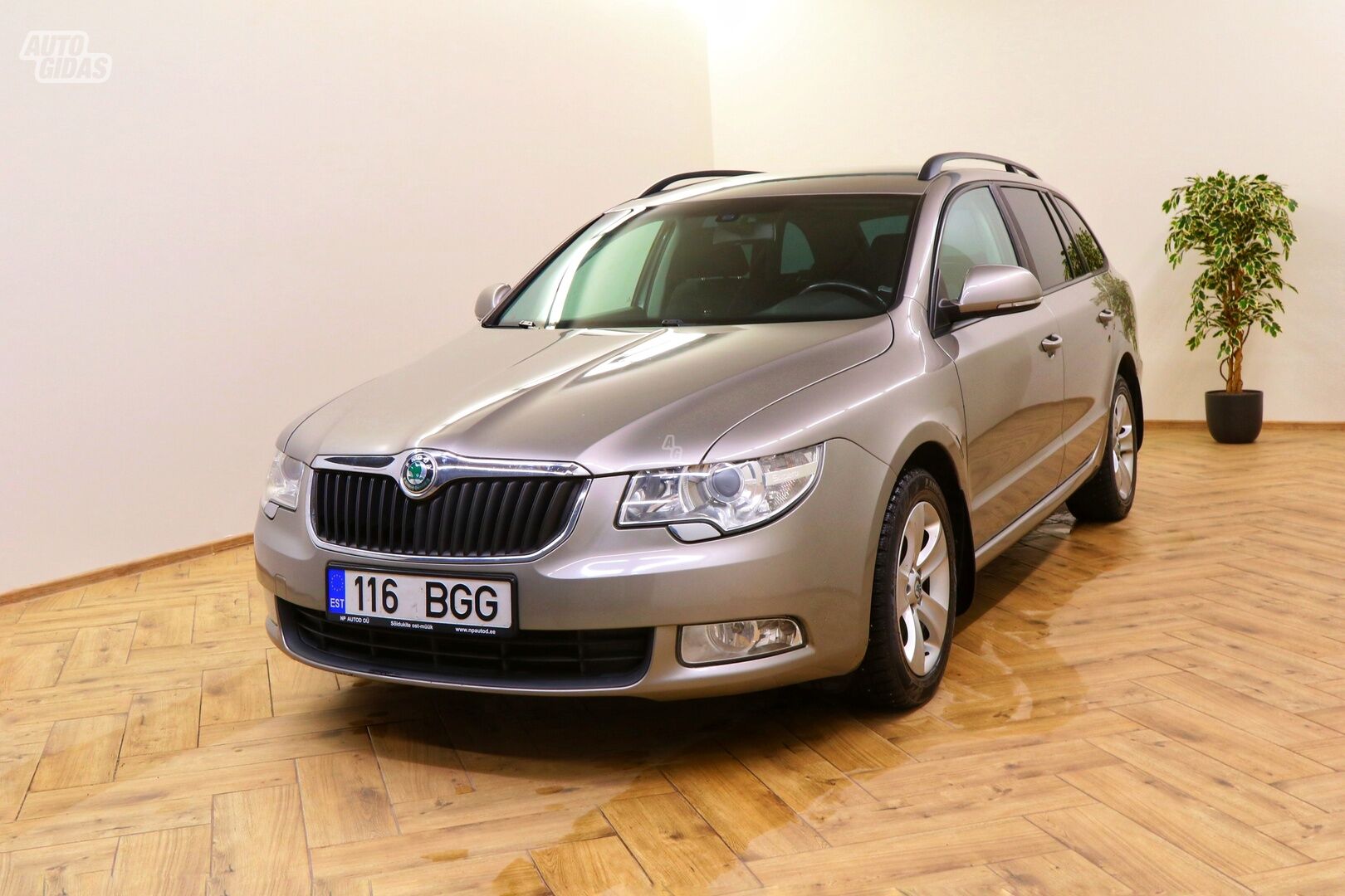 Skoda Superb 2012 г Универсал