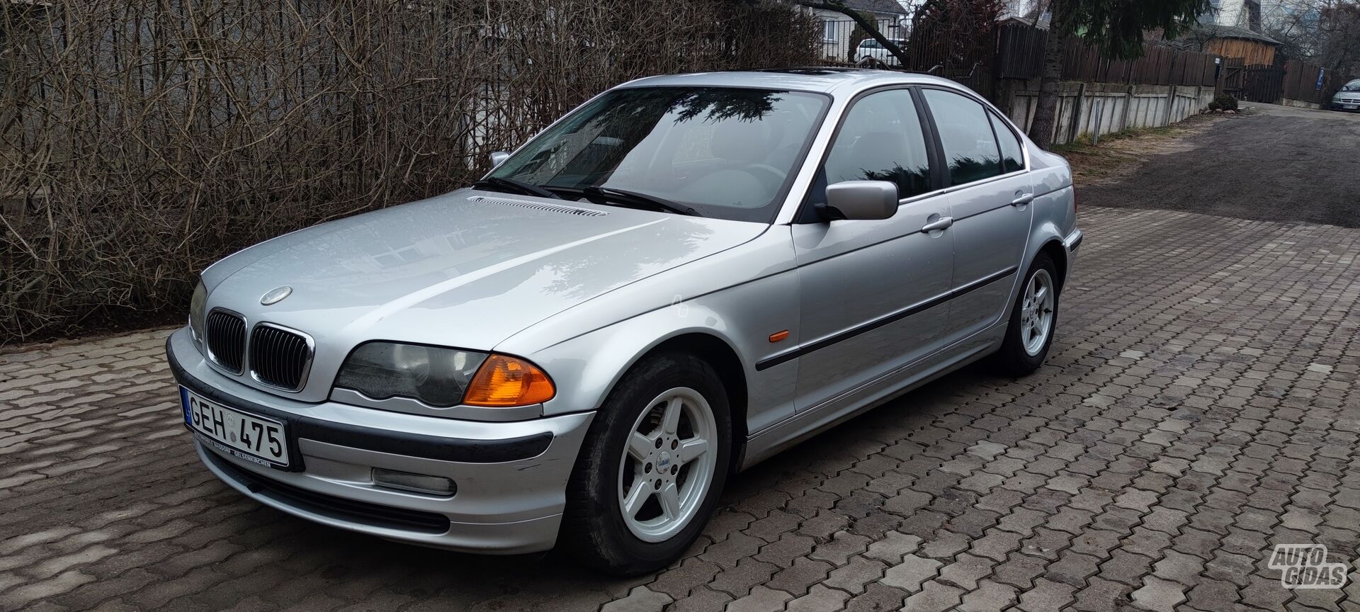 Bmw 323 1999 m Sedanas