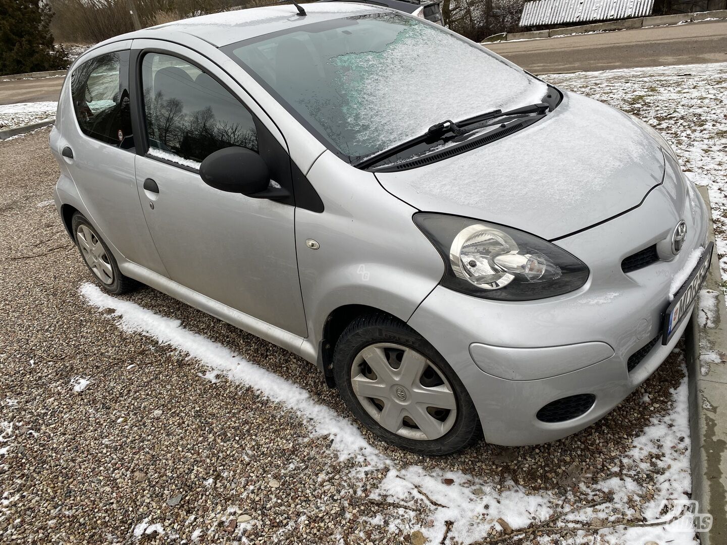 Toyota Aygo 2011 y Hatchback