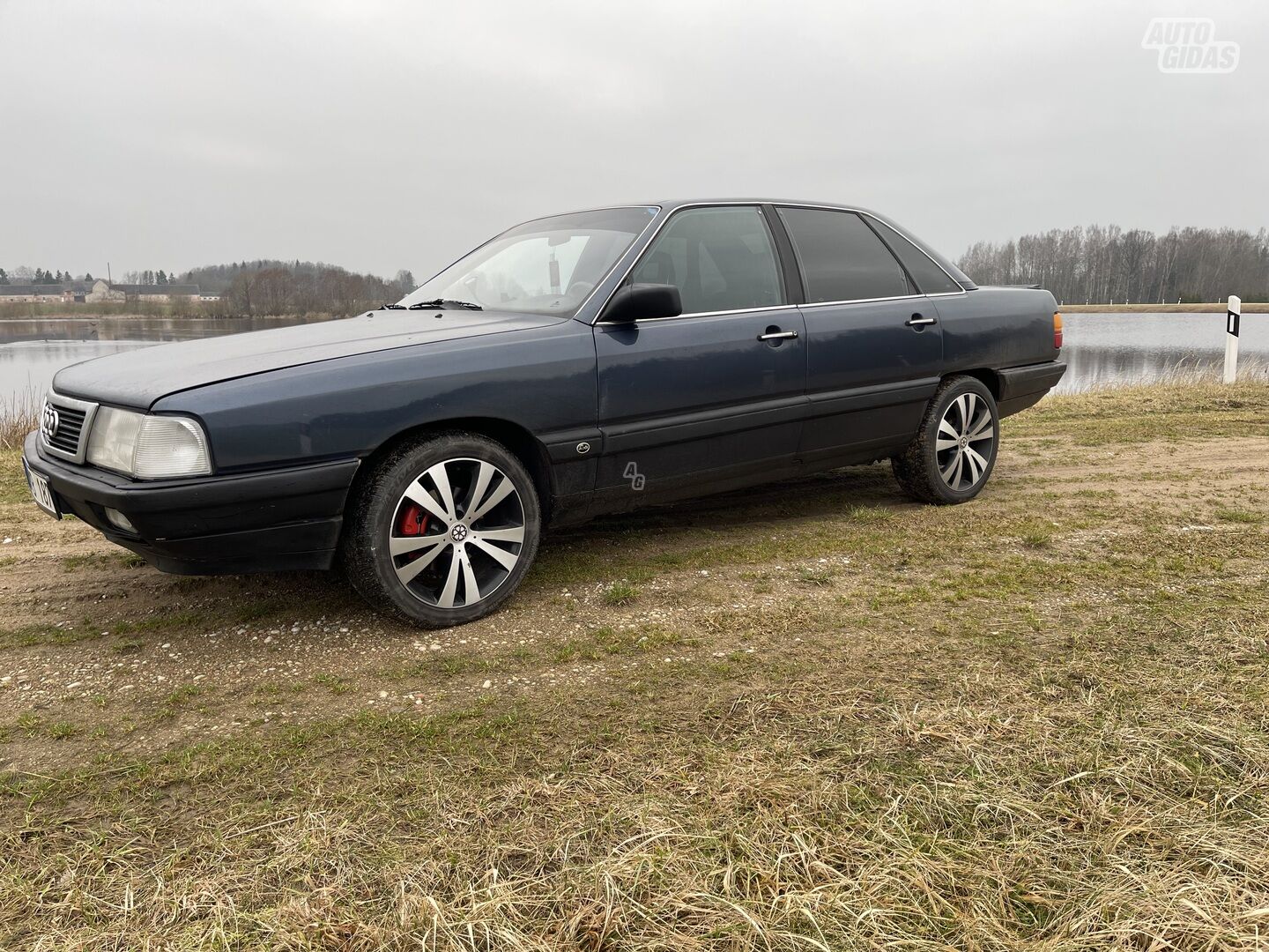 Audi 100 1987 г Седан