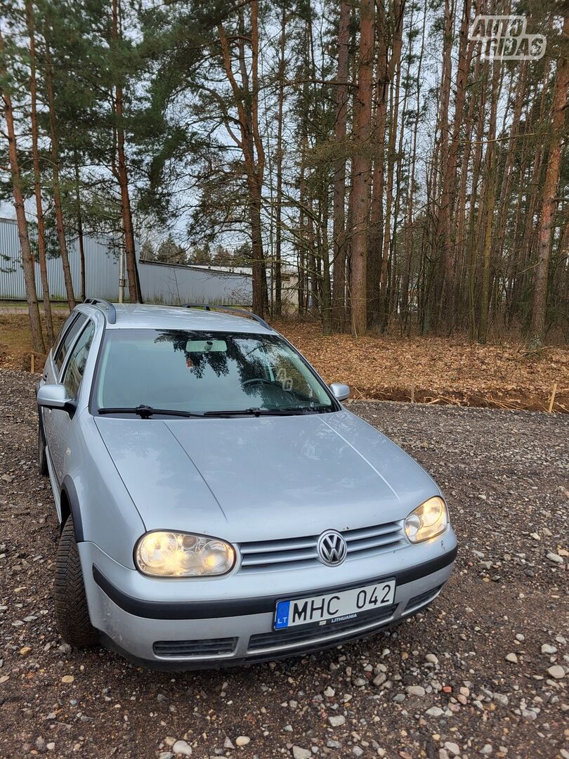 Volkswagen Golf 2003 m Universalas