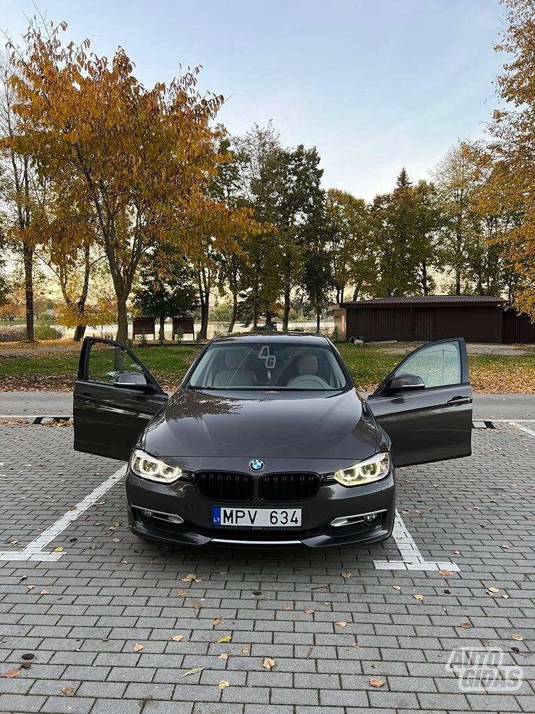 Bmw 320 2012 y Sedan