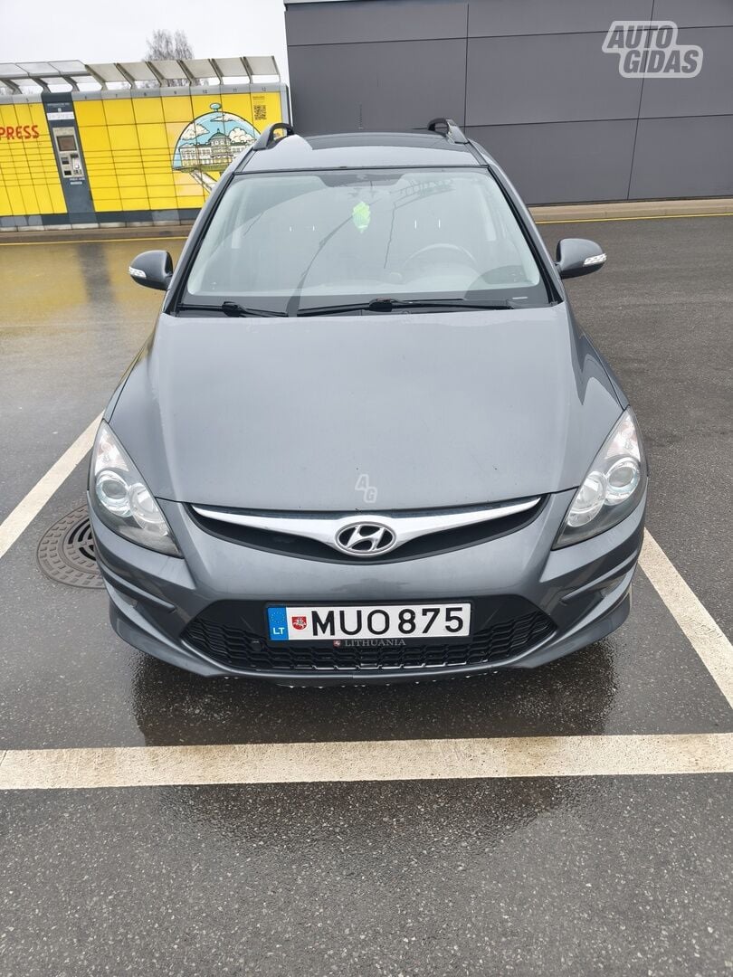 Hyundai i30 2011 г Универсал