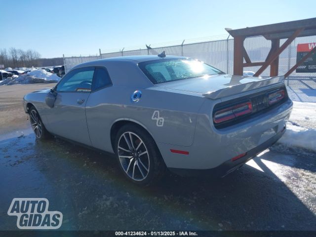 Dodge Challenger 2022 y Coupe