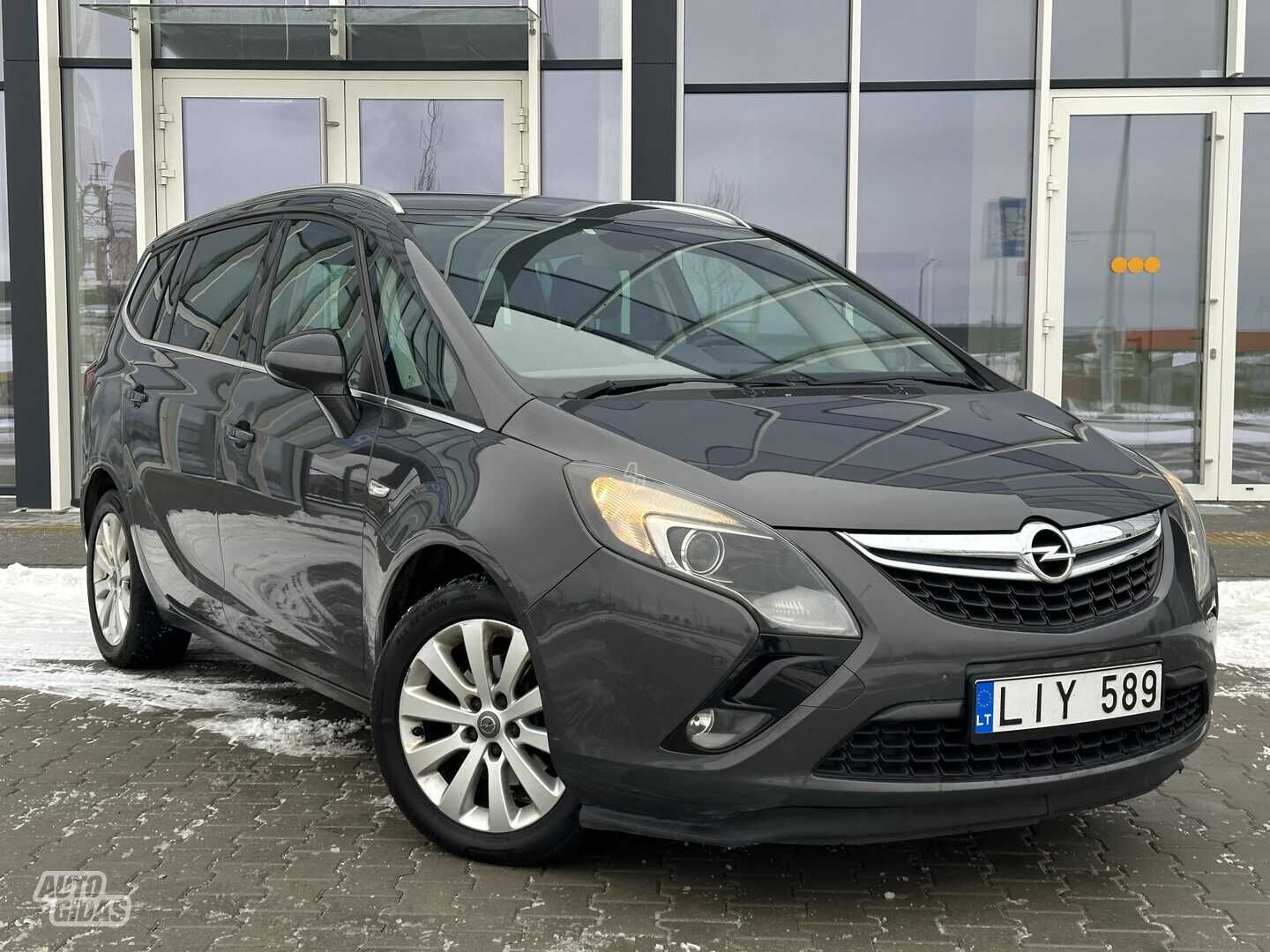 Opel Zafira 2015 m Vienatūris