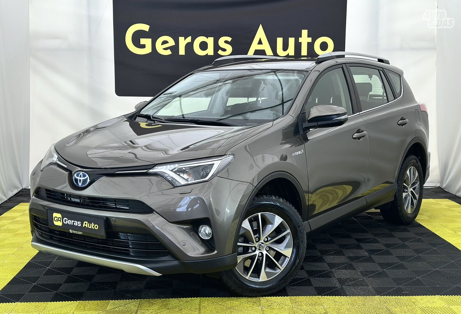 Toyota RAV4 2018 m Visureigis / Krosoveris