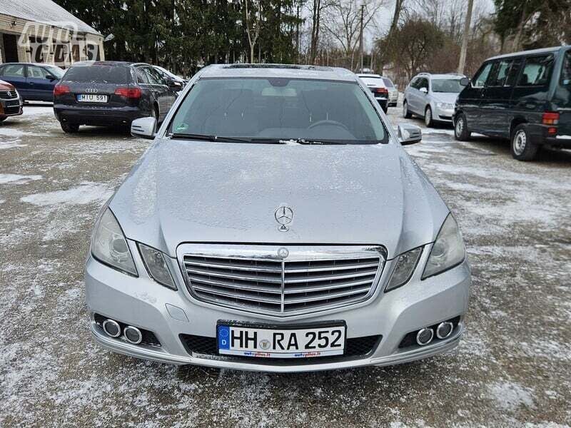 Mercedes-Benz E 220 CDI 2009 y