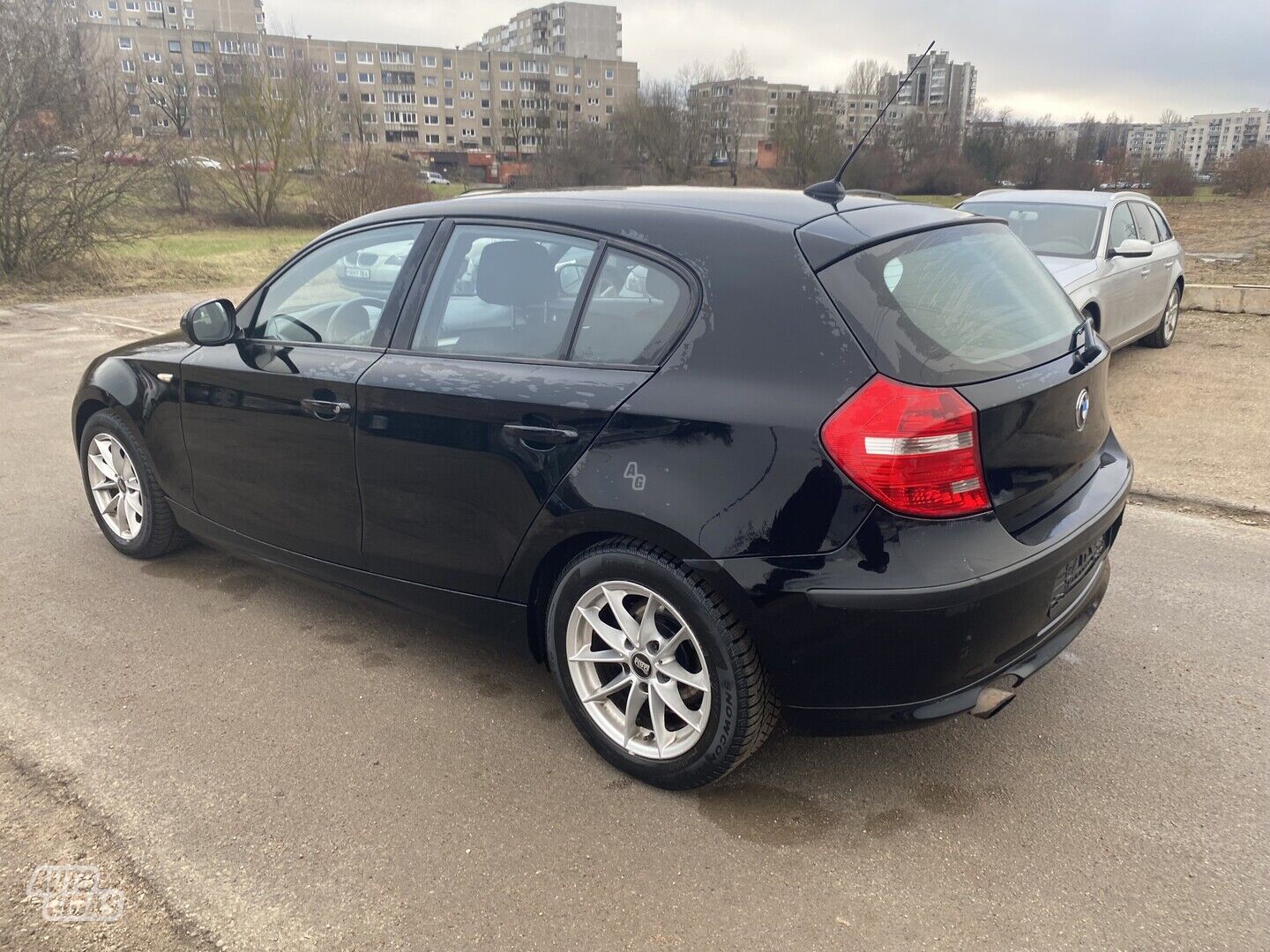 Bmw 120 2010 г Хэтчбек