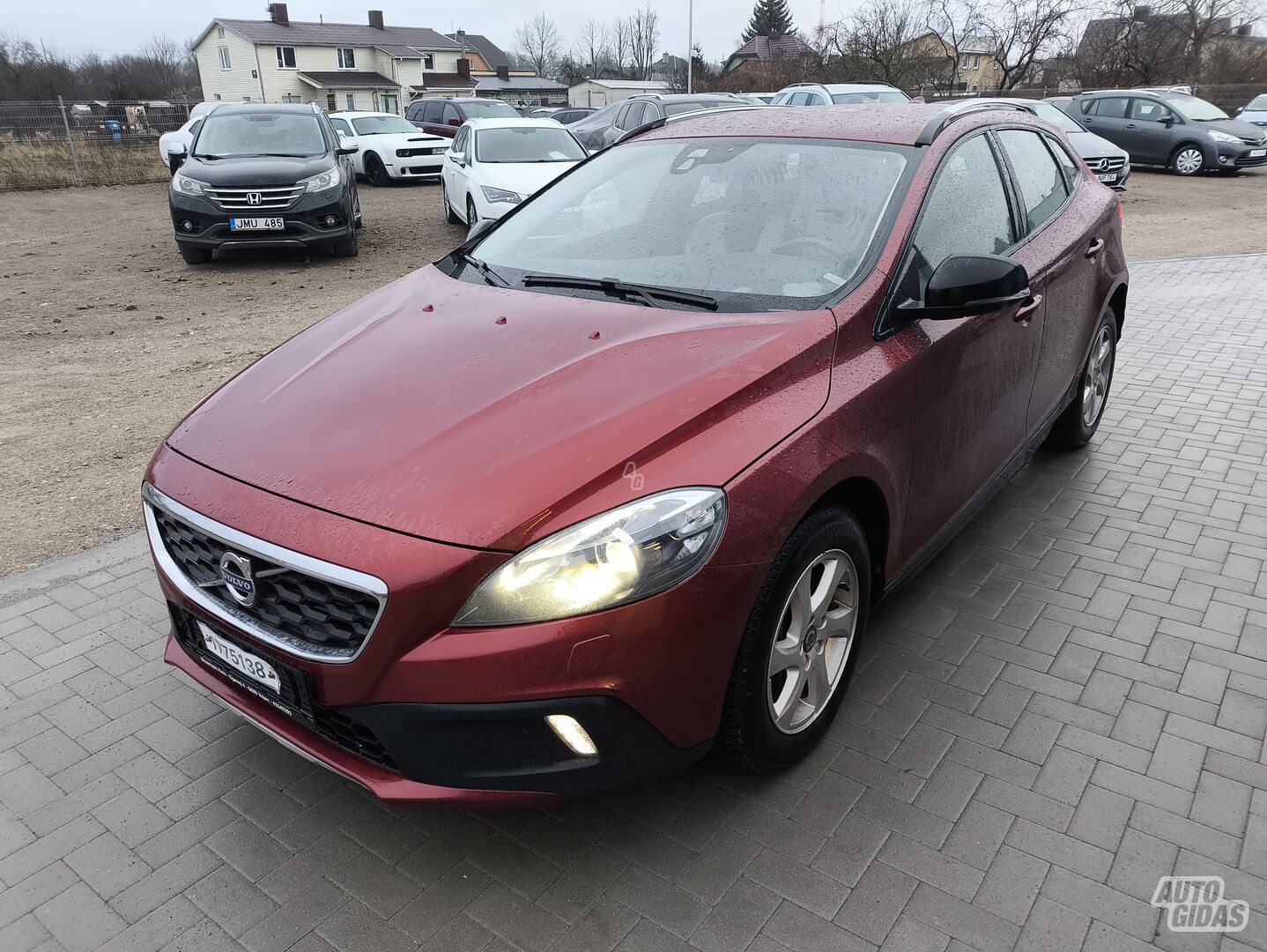 Volvo V40 Cross Country 2015 г Внедорожник / Кроссовер