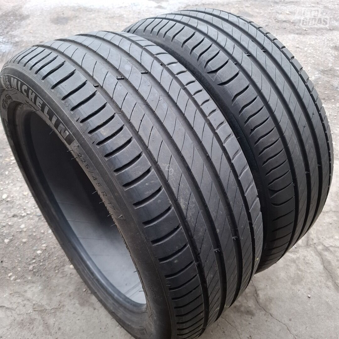 Michelin R17 vasarinės padangos lengviesiems