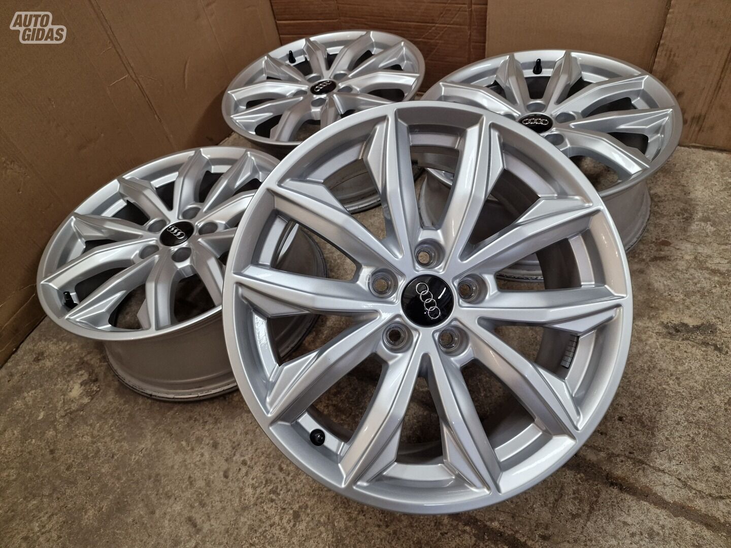 Audi Q5, Q5 Sportback Q5 light alloy R17 rims