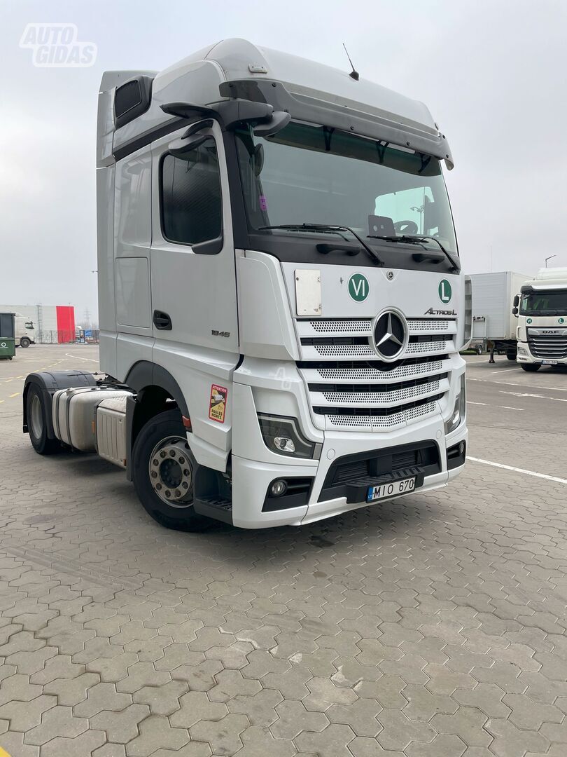 Mercedes-Benz Actros 1845 BigSpace 2022 г Тягач прокат