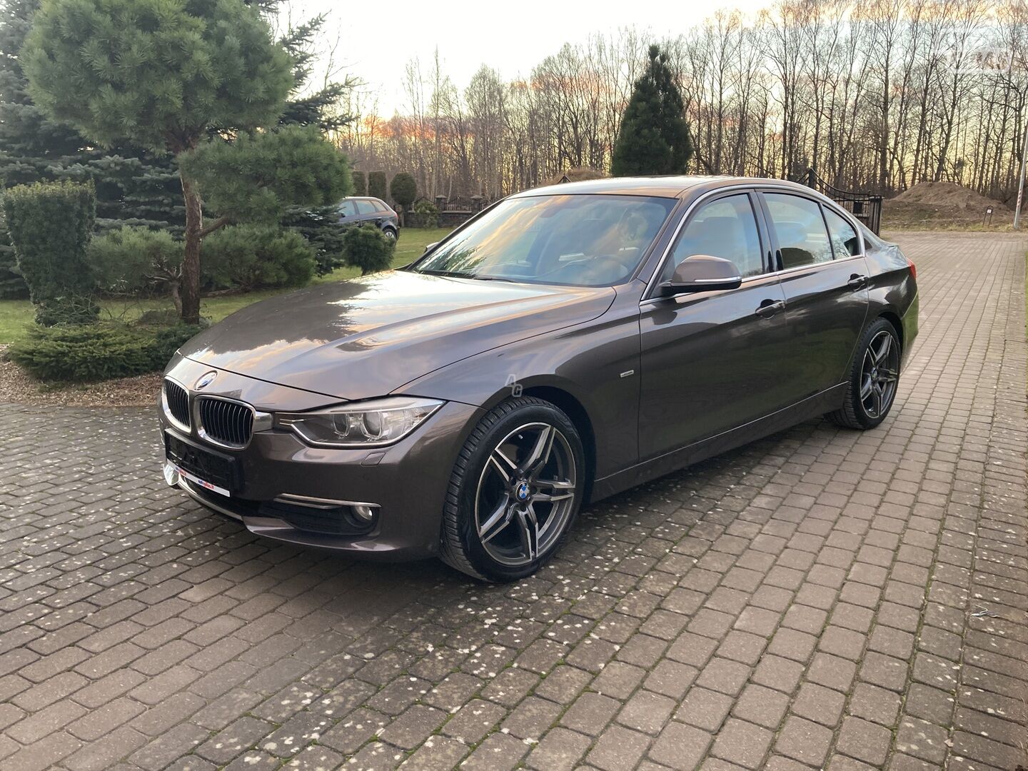 Bmw 320 2012 y Sedan