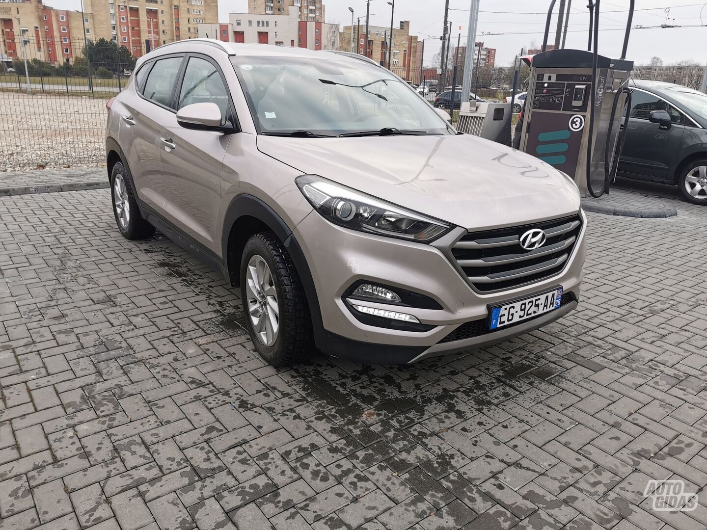 Hyundai Tucson 2016 г Внедорожник / Кроссовер