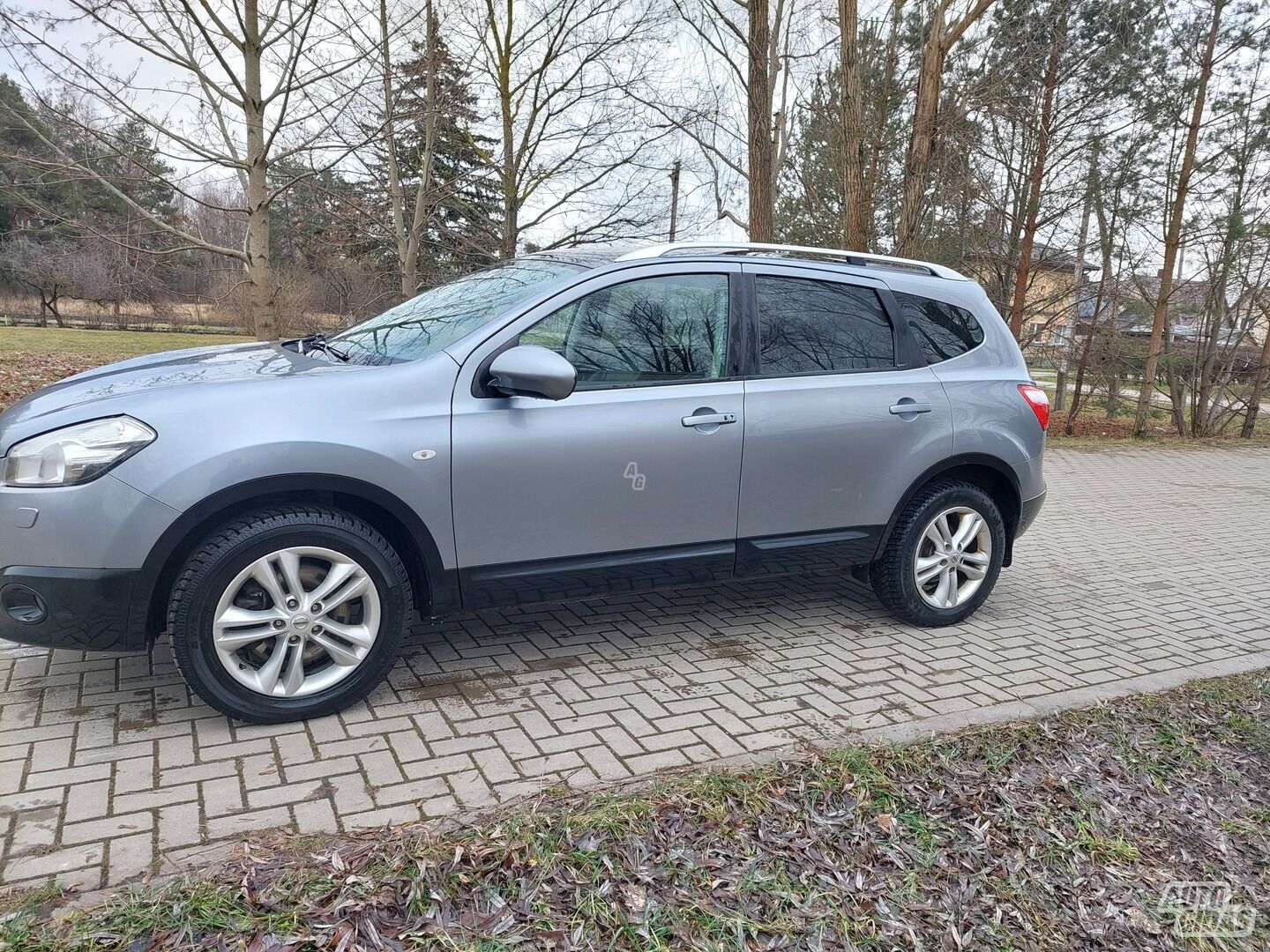 Nissan Qashqai+2 2010 m Visureigis / Krosoveris