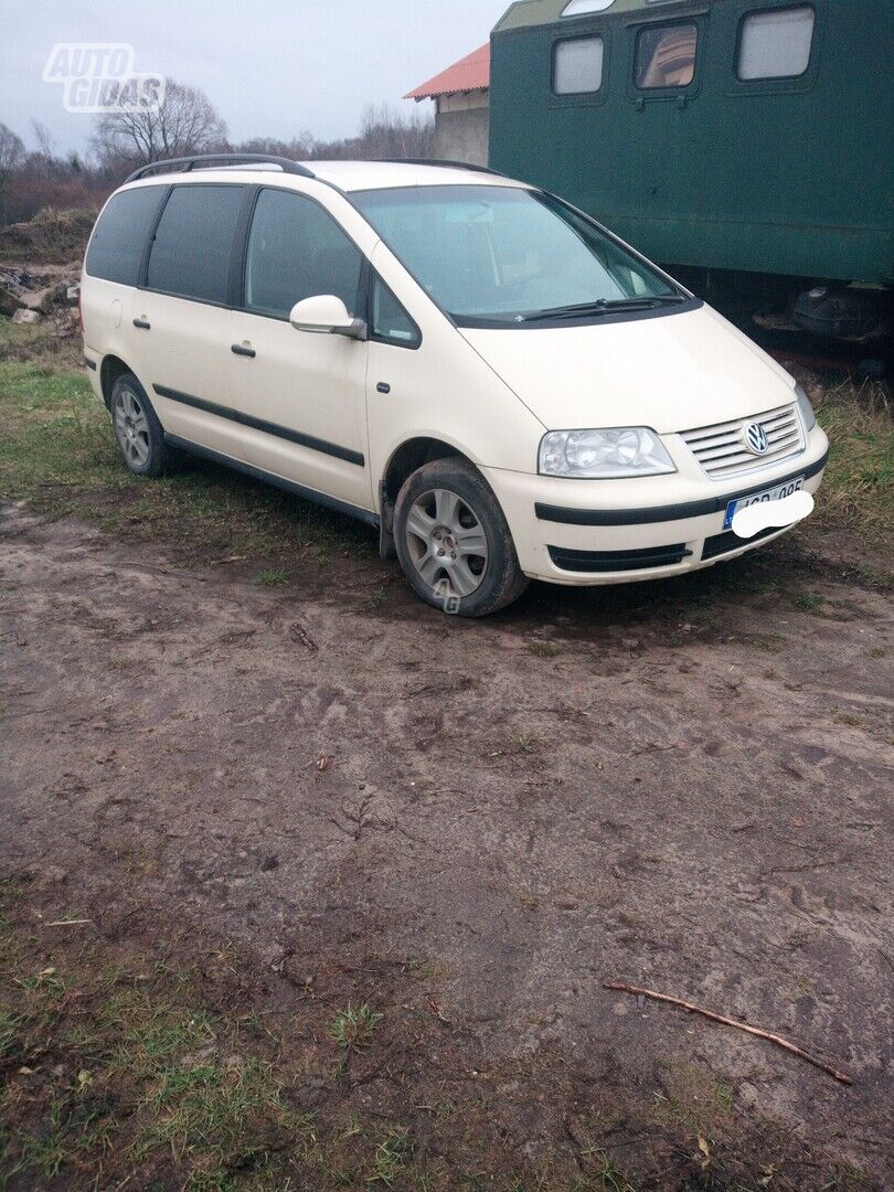 Volkswagen Sharan 2009 m Vienatūris