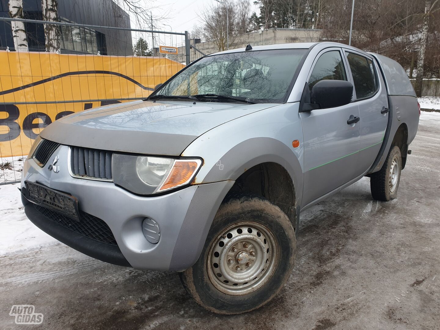 Mitsubishi L200 2010 y Off-road / Crossover