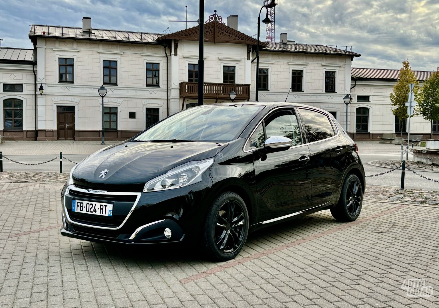 Peugeot 208 2018 г Хэтчбек