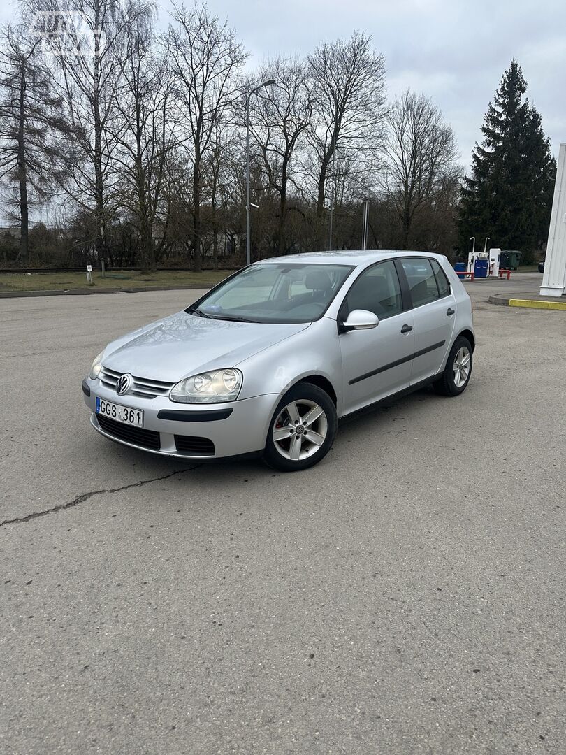 Volkswagen Golf 2005 г Хэтчбек