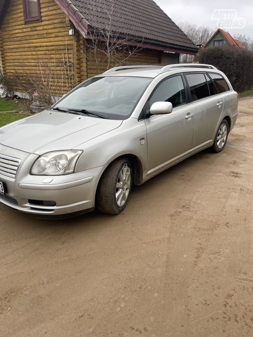 Toyota Avensis 2005 m Universalas