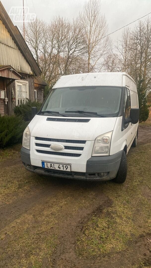 Ford Transit 2010 y Heavy minibus